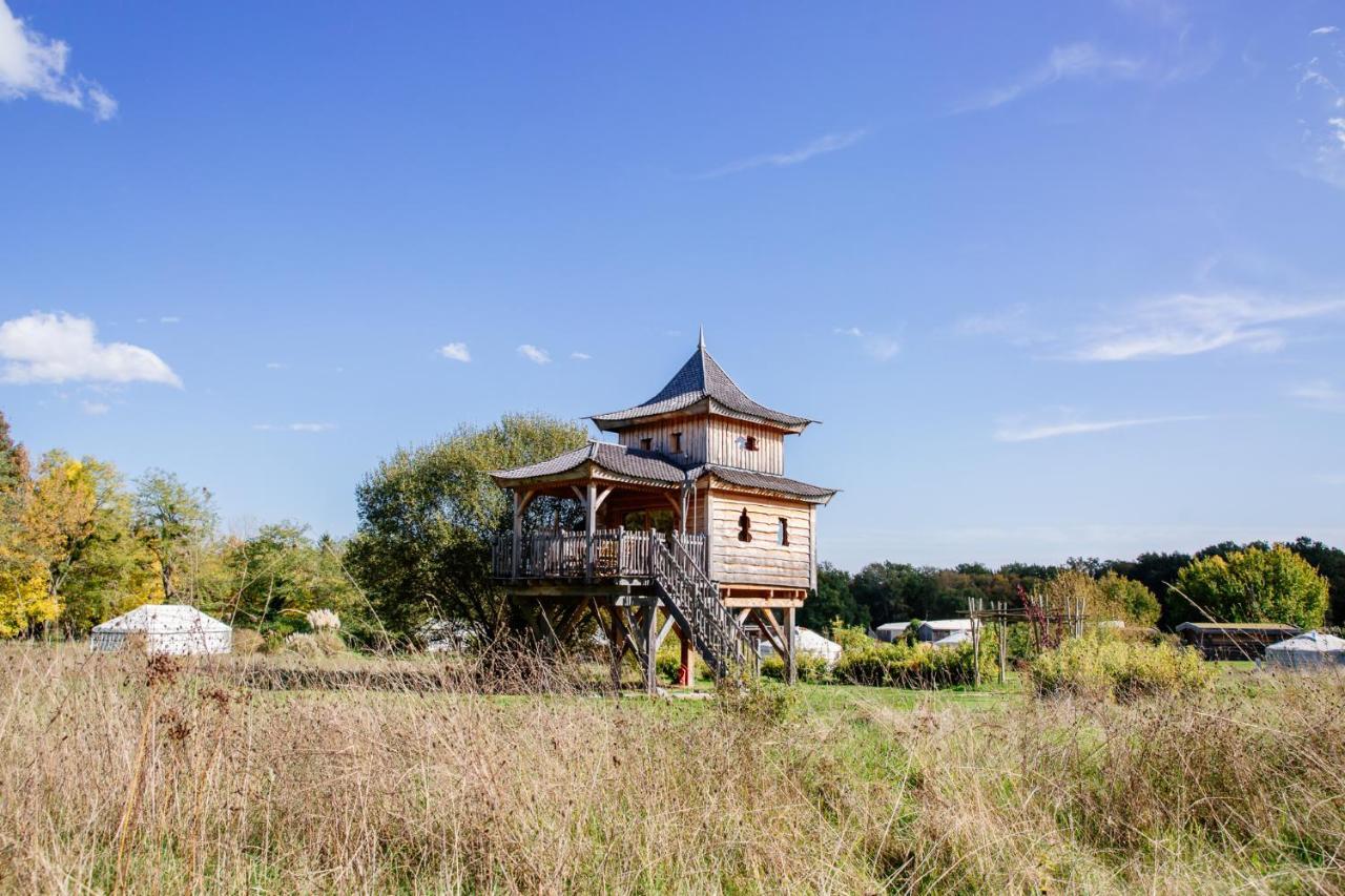 Domaine Ecotelia Le Nizan Exteriör bild